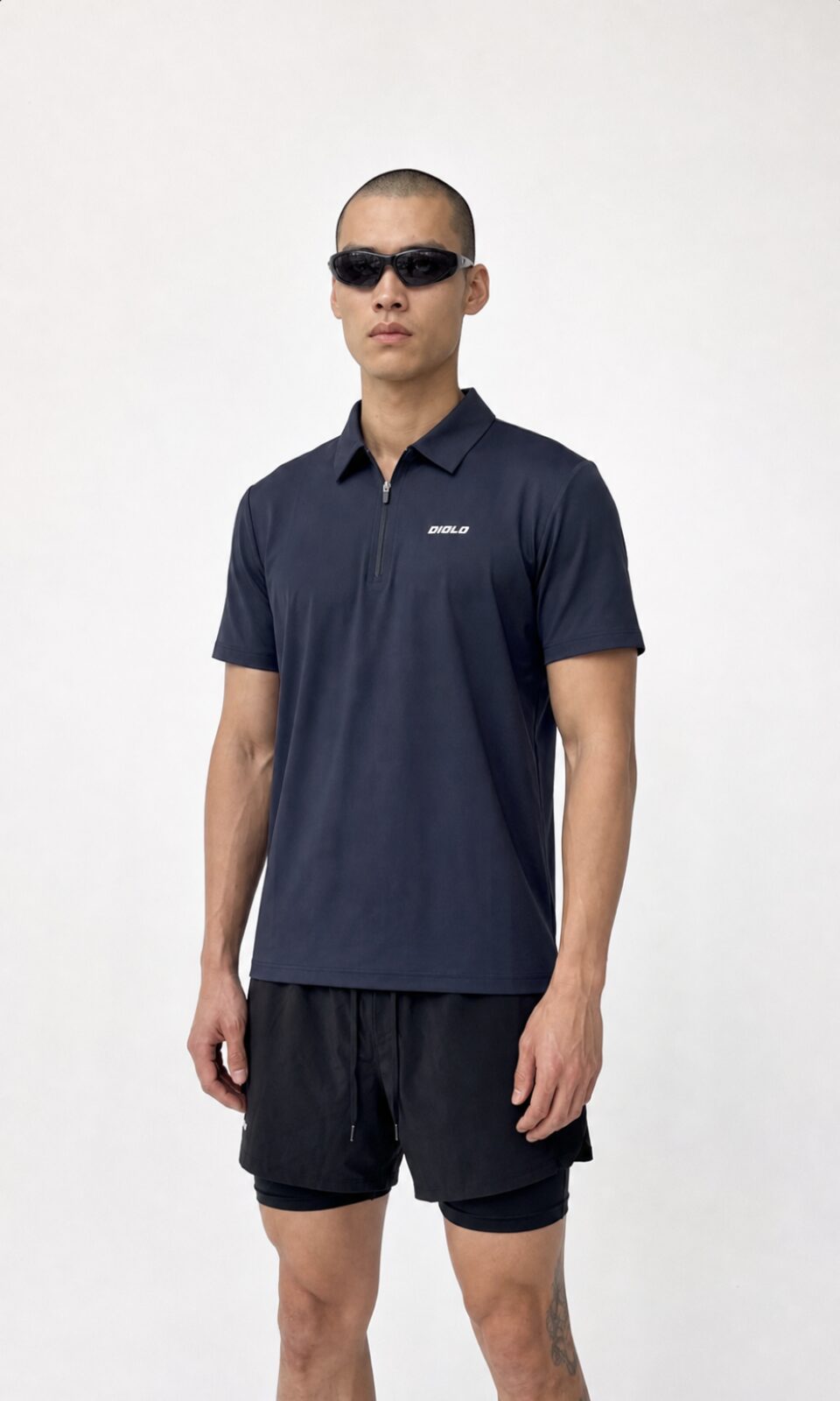 Diolo Baseline Polo in navy — detail