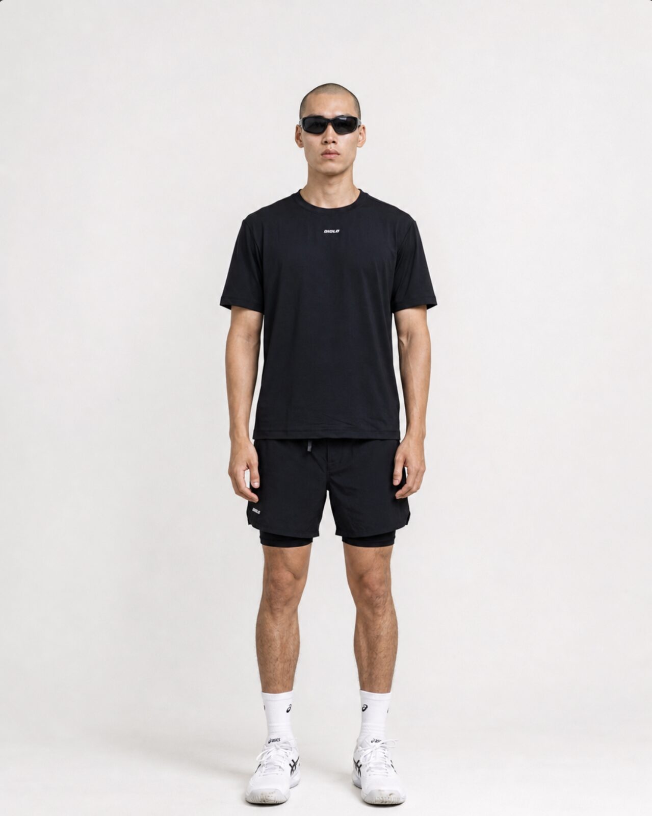 Diolo Drift Tee in black — detail