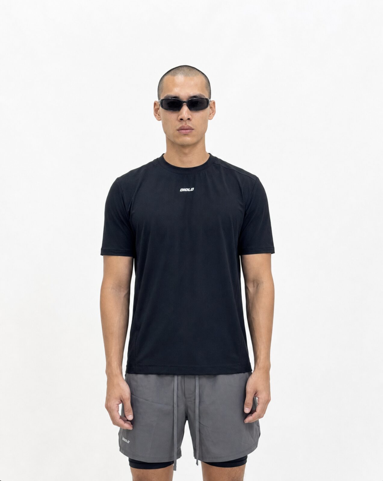 Diolo Kinetic Tee in black — detail