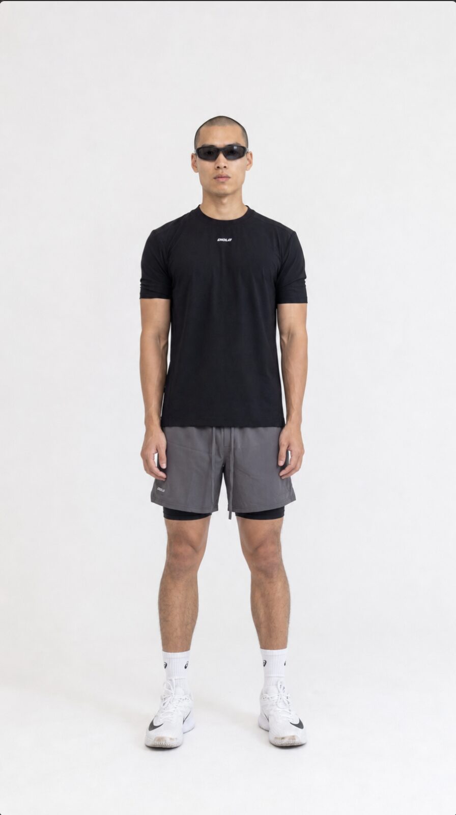 Diolo Kinetic Tee in black — detail