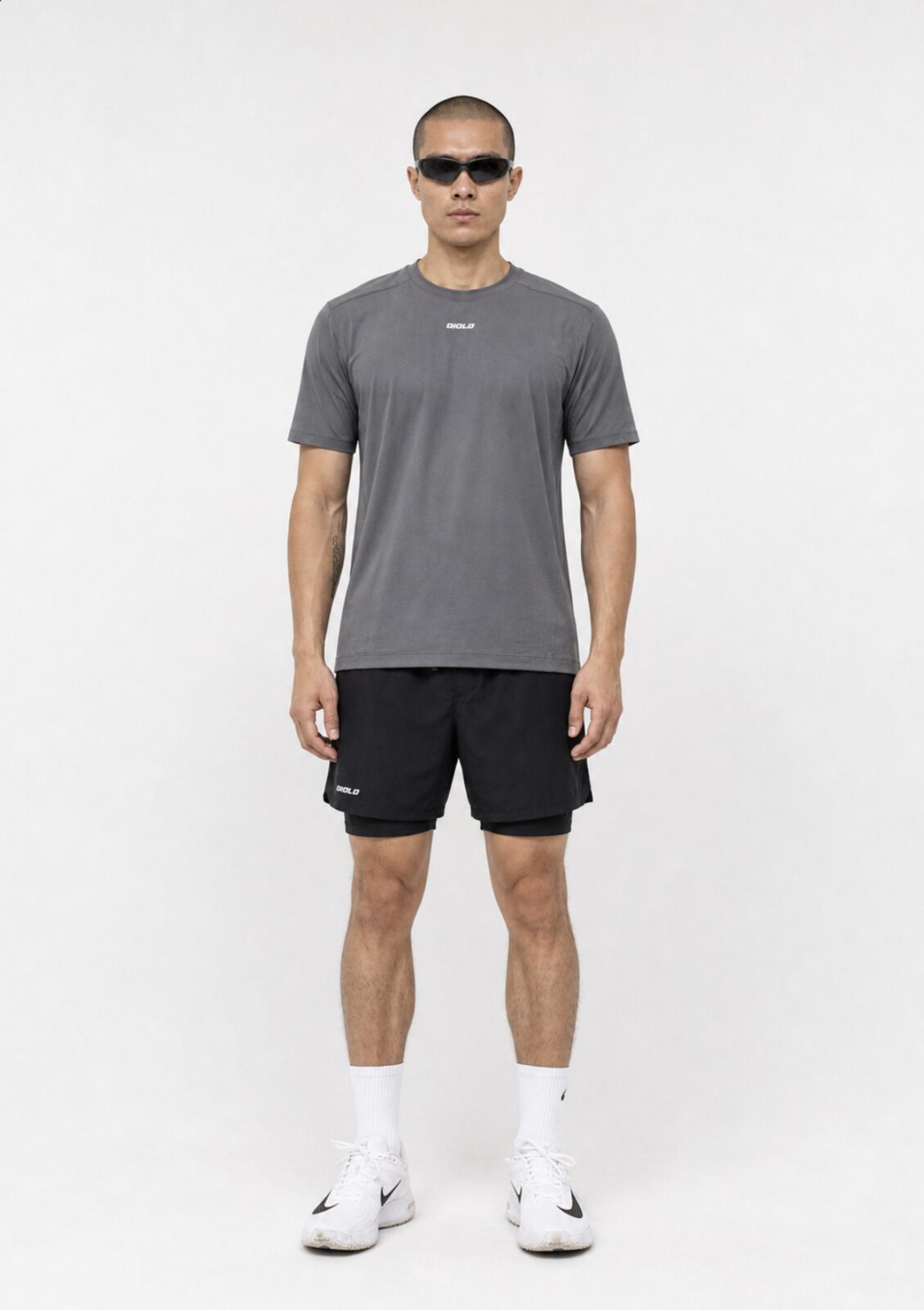 Diolo Kinetic Tee in grey — detail