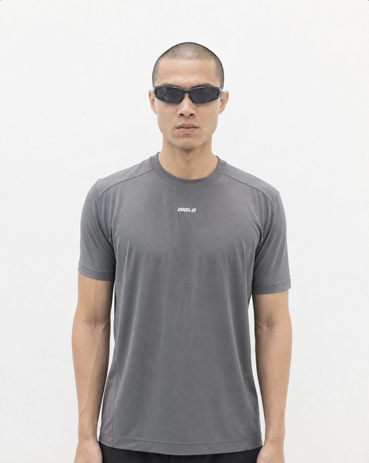 Diolo Kinetic Tee in grey — detail
