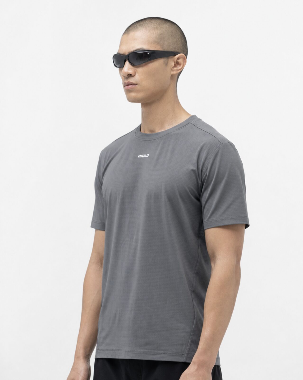 Diolo Kinetic Tee in grey — detail